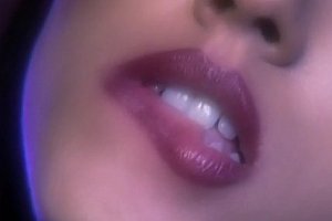 katiebanks裸体女神