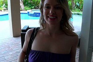 free18一19性殴美hd